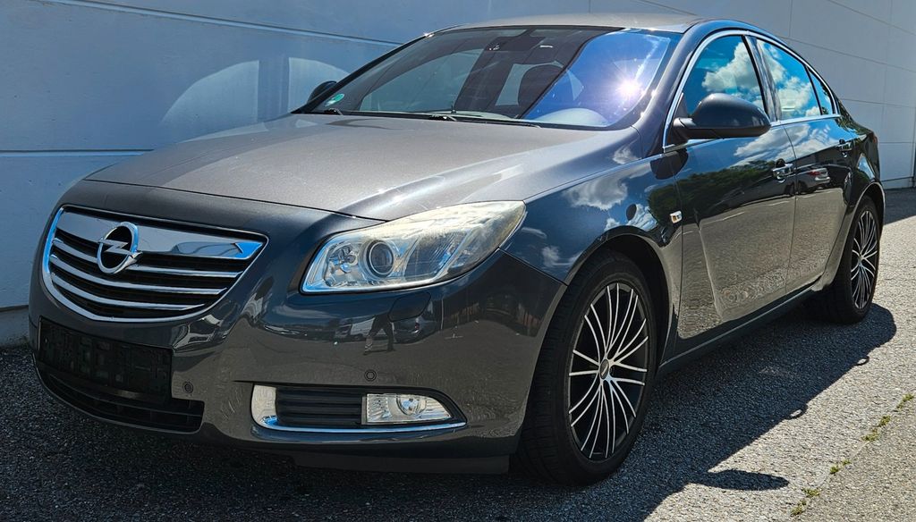 Opel Insignia 153.000 km 3.750 &euro; Sindelfingen 71065