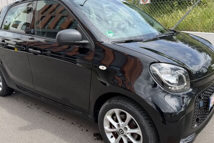 Smart ForFour 8.600 km 9.999 &euro; Ditzingen 71254