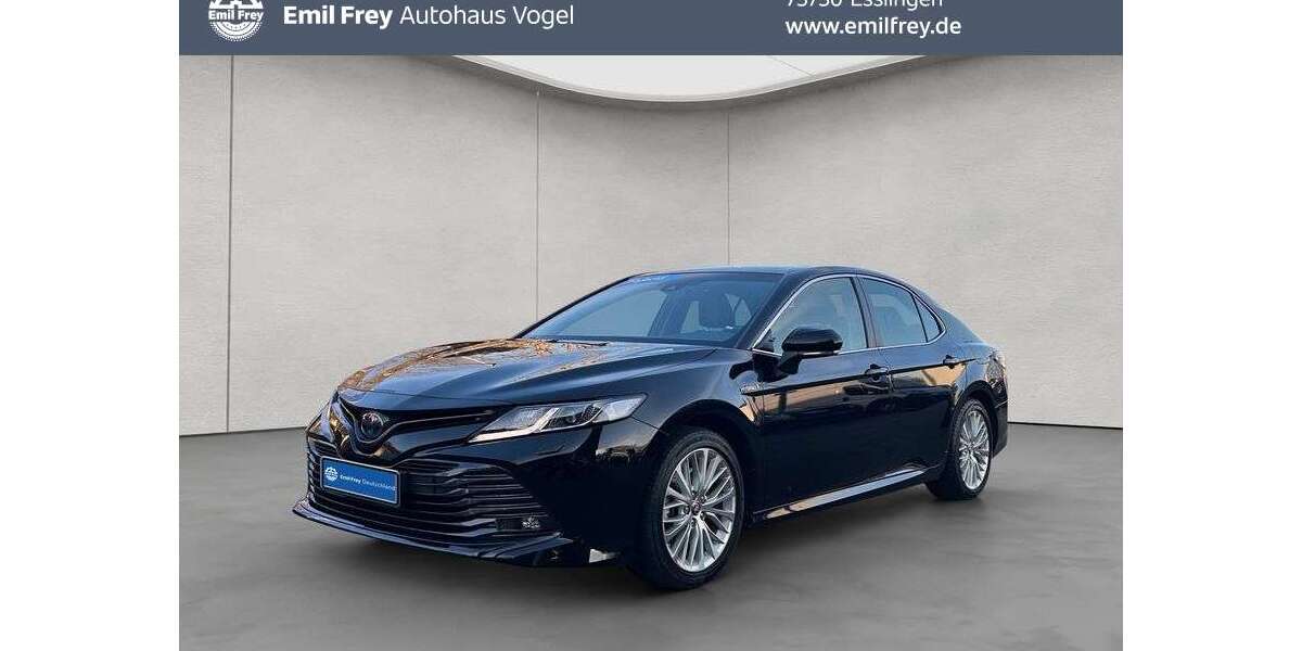 Toyota Camry 15.520 km 31.980 &euro; Esslingen am Neckar 73730