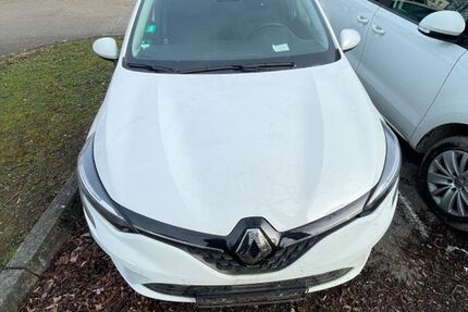 Renault Clio 65.000 km 9.990 &euro; Stuttgart 70378