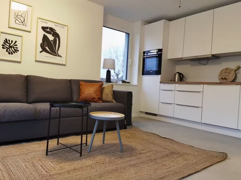 Möbliertes 2-Zimmer-Wohnung mit Terrasse im beliebten Märchenviertel