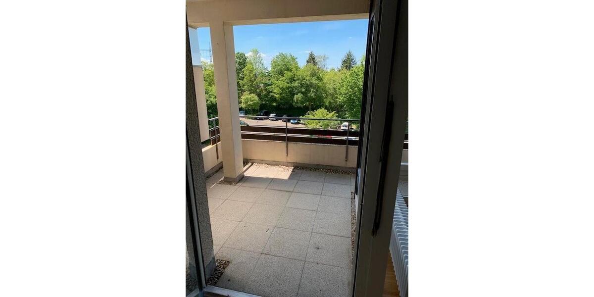 Etagenwohnung Esslingen am Neckar Pliensauvorstadt - 3 Zimmer, 99 m&sup2;, 1.182&euro; | Angebot:26006802