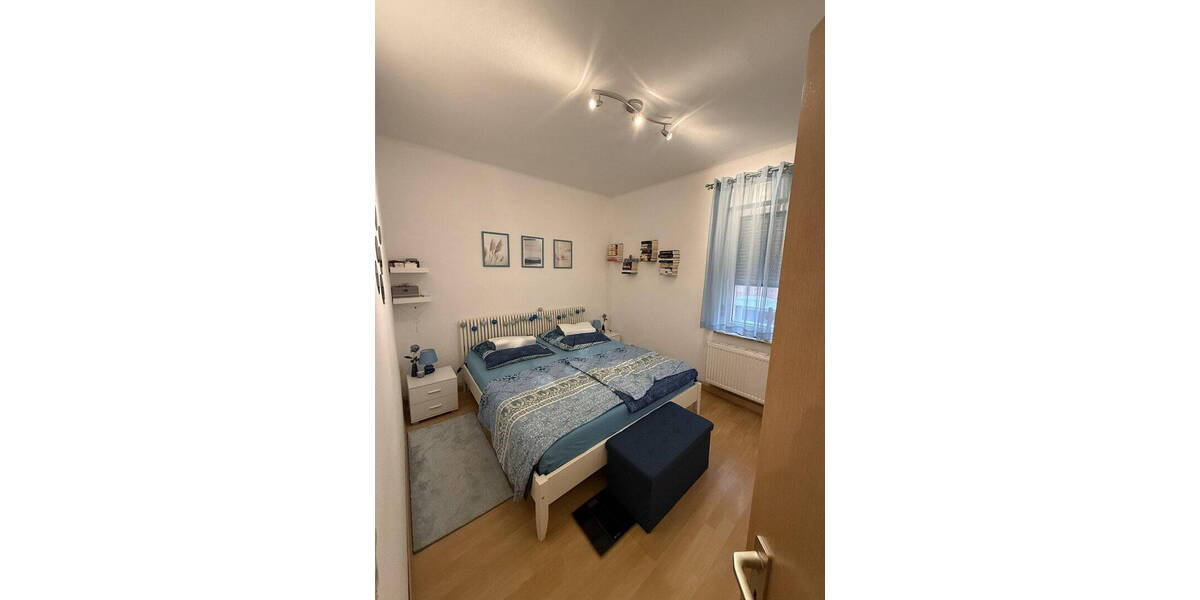 Etagenwohnung Stuttgart-Untertürheim Untertürkheim - 3 Zimmer, 65 m&sup2;, 900&euro; | Angebot:26932109