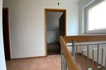 Gepflegtes Einfamilienhaus mit überdachter Terrasse und Garten