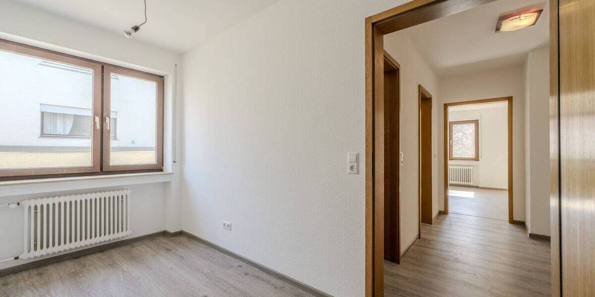 Mehrfamilienhaus, Wohnhaus Ludwigsburg Eglosheim - 1 Zimmer, 311 m&sup2;, 1.049.000&euro; | Angebot:26161222