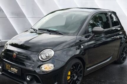 Abarth 695 16.200 km 27.910 &euro; Bietigheim-Bissingen 74321