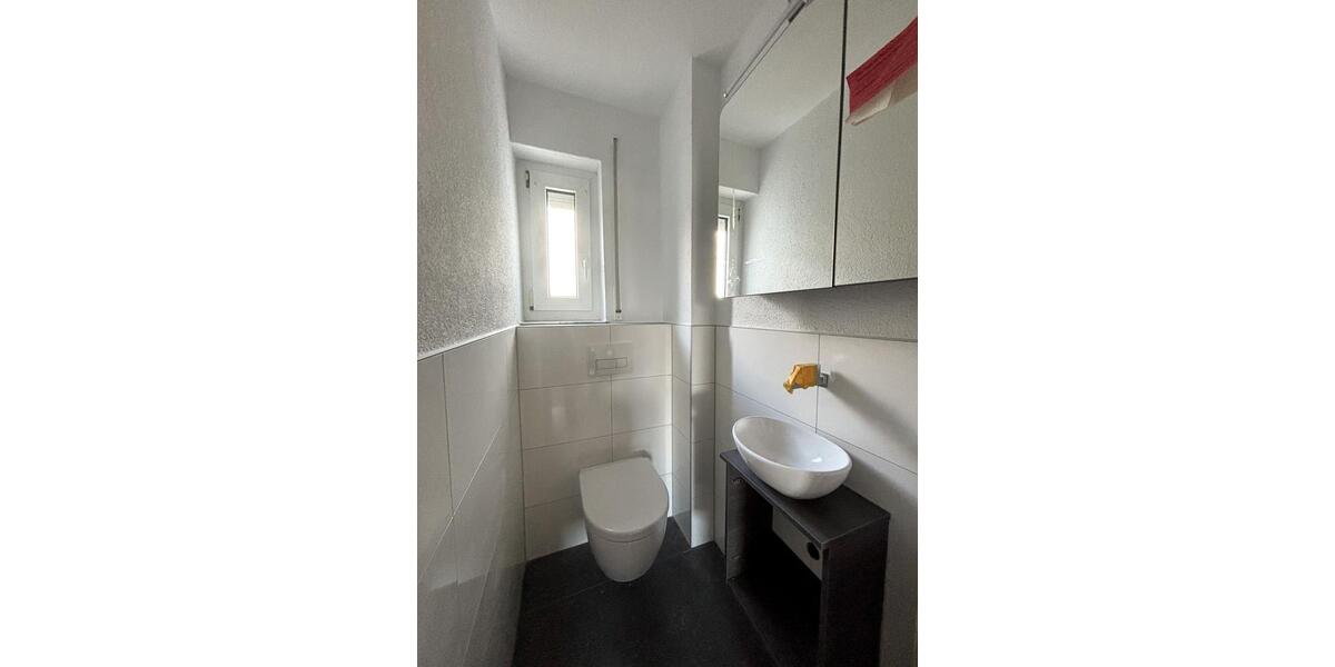 Etagenwohnung Ludwigsburg Hoheneck - 5.5 Zimmer, 135 m&sup2;, 1.930&euro; | Angebot:25127713