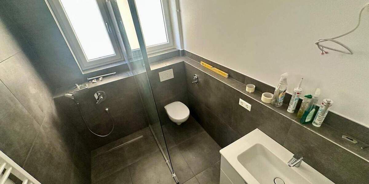 Einfamilienhaus Stuttgart Ost - 2.050&euro; | Angebot:25108626