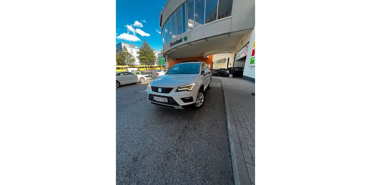 Seat Ateca 71.000 km 19.200 € Stuttgart 70192