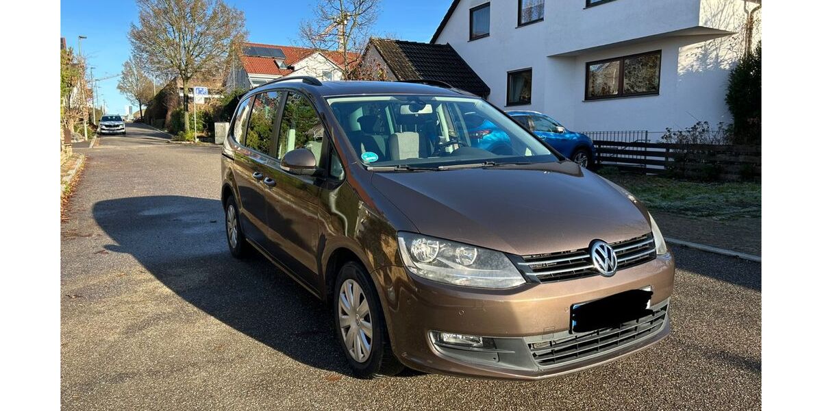 VW Sharan 215.000 km 9.990 € Ditzingen 71254