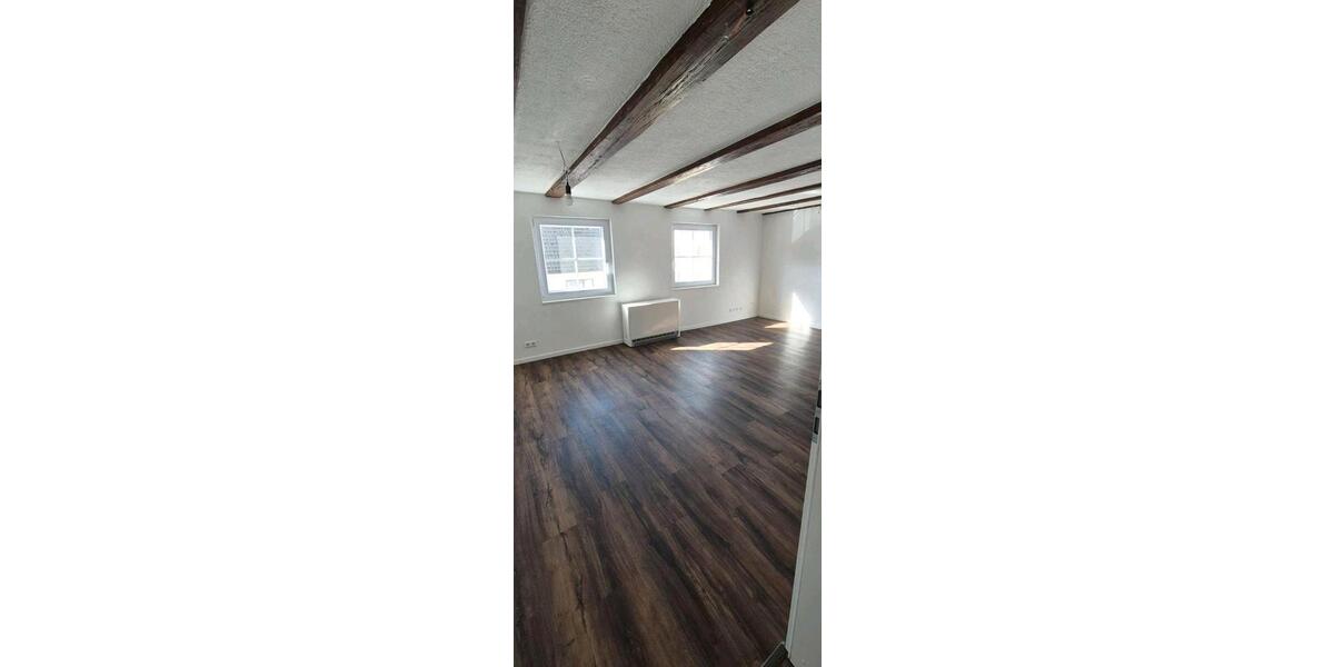 Etagenwohnung Aidlingen - 6 Zimmer, 82 m&sup2;, 1.700&euro; | Angebot:26336086