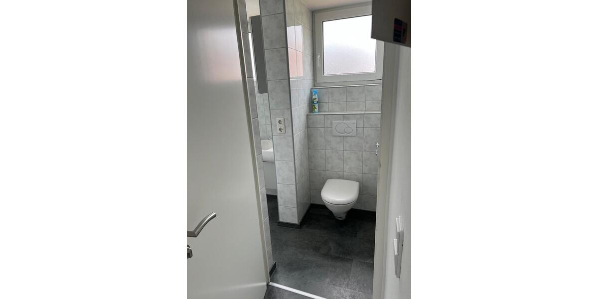 Dachgeschoßwohnung Esslingen am Neckar Oberesslingen - 2 Zimmer, 55 m&sup2;, 850&euro; | Angebot:26055836