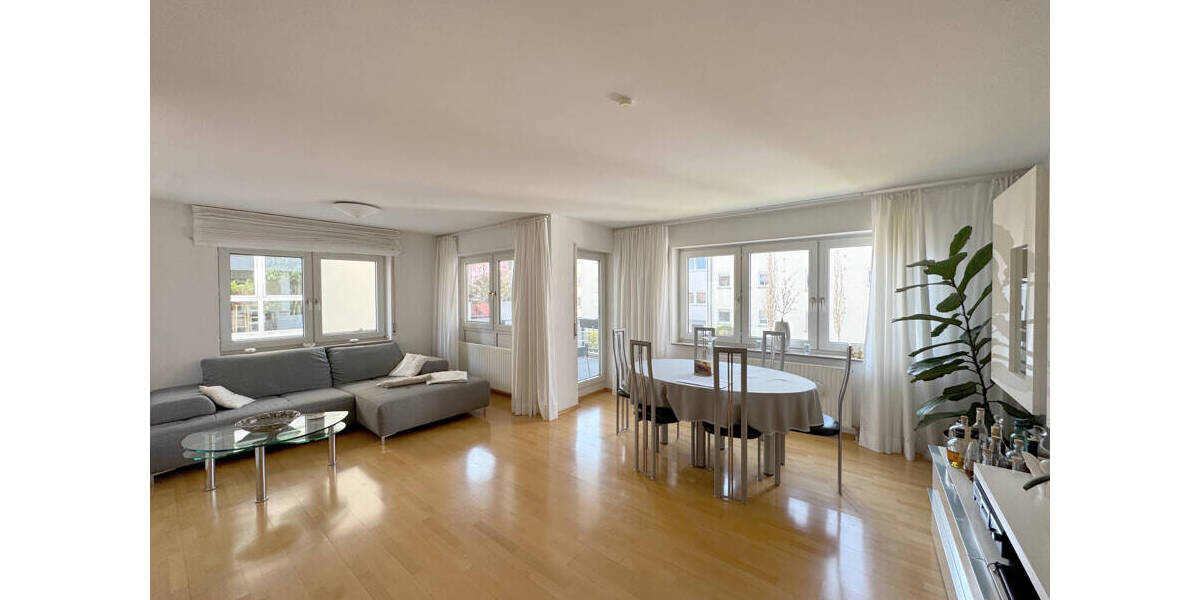 Etagenwohnung Ludwigsburg Ost - 4 Zimmer, 95 m&sup2;, 465.000&euro; | Angebot:26093751