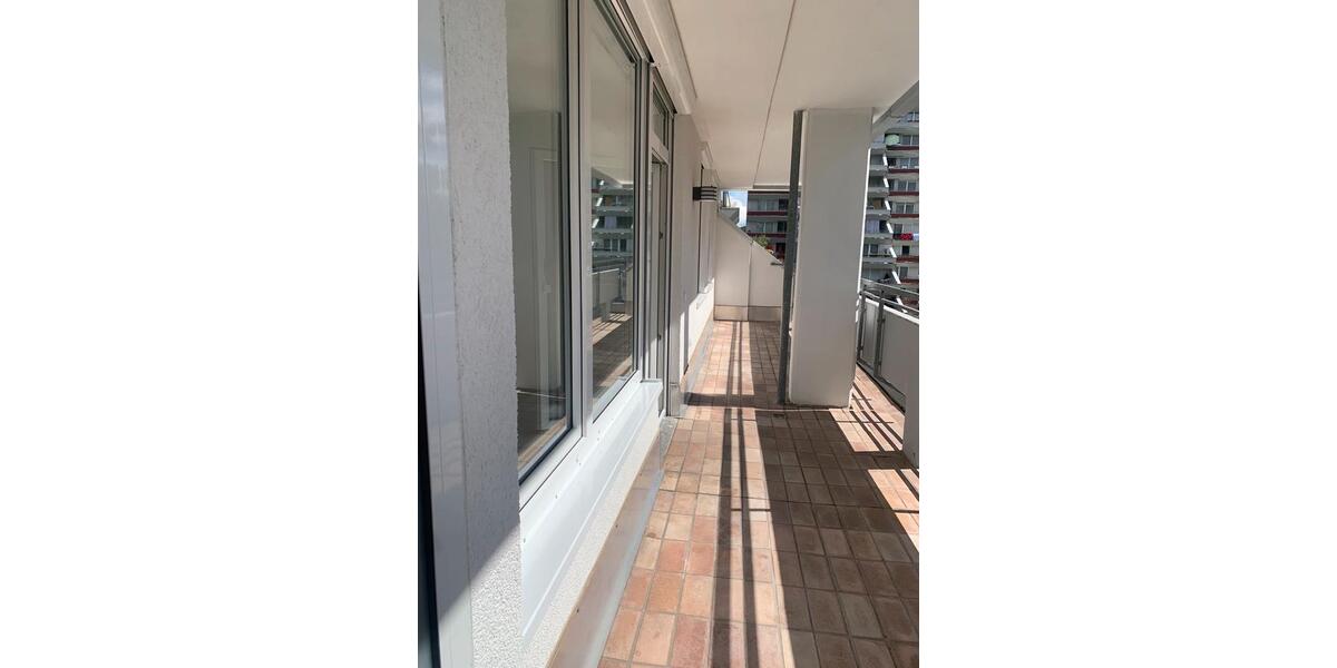 Stilvolle, modernisierte 3,5-Raum-Wohnung mit Einbauküche 3.5 zimmer