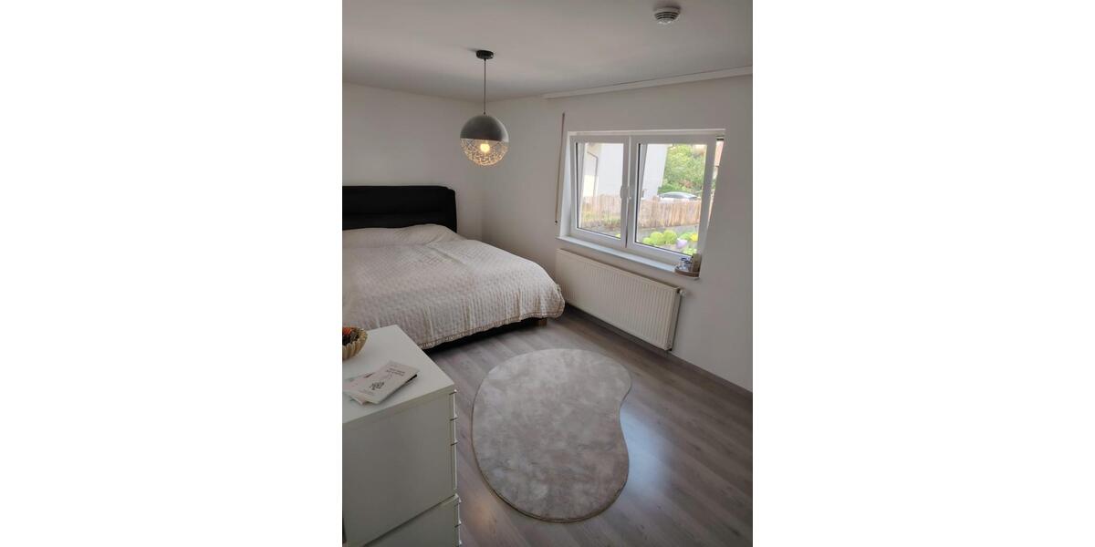 Doppelhaushälfte Ebersbach an der Fils - 5.5 Zimmer, 139 m&sup2;, 550.000&euro; | Angebot:27131693