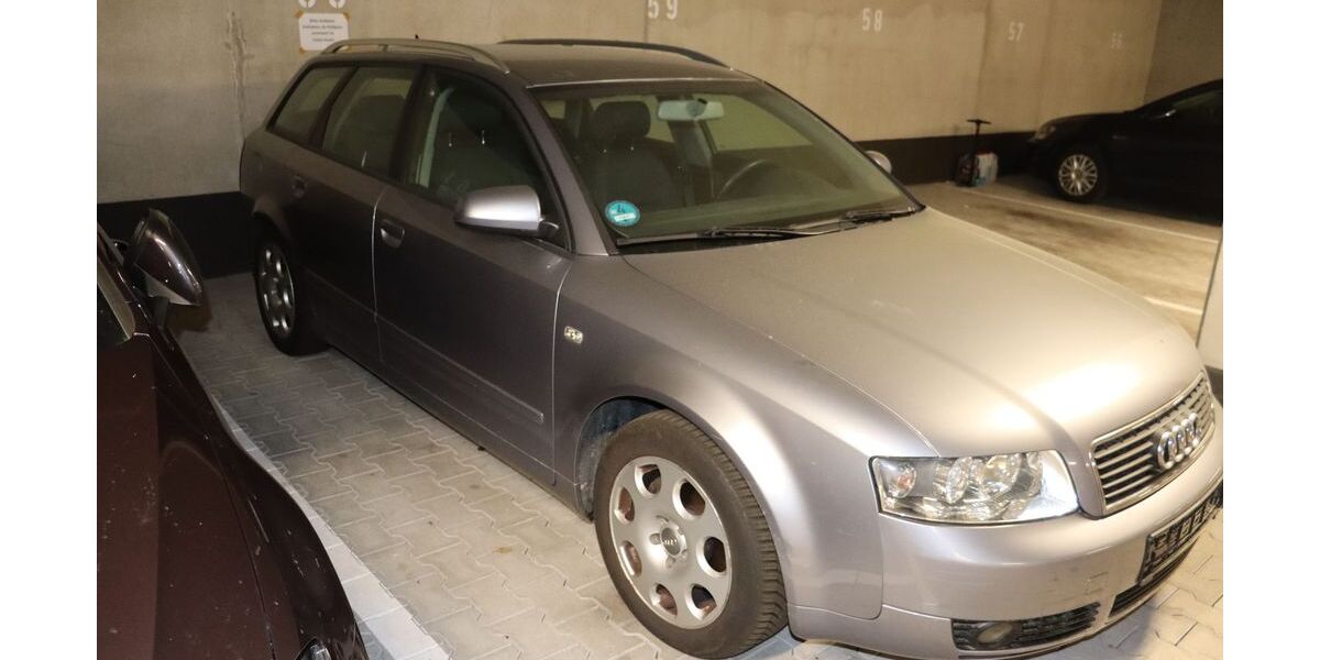 Audi A4 166.315 km 2.500 &euro; Esslingen 73733