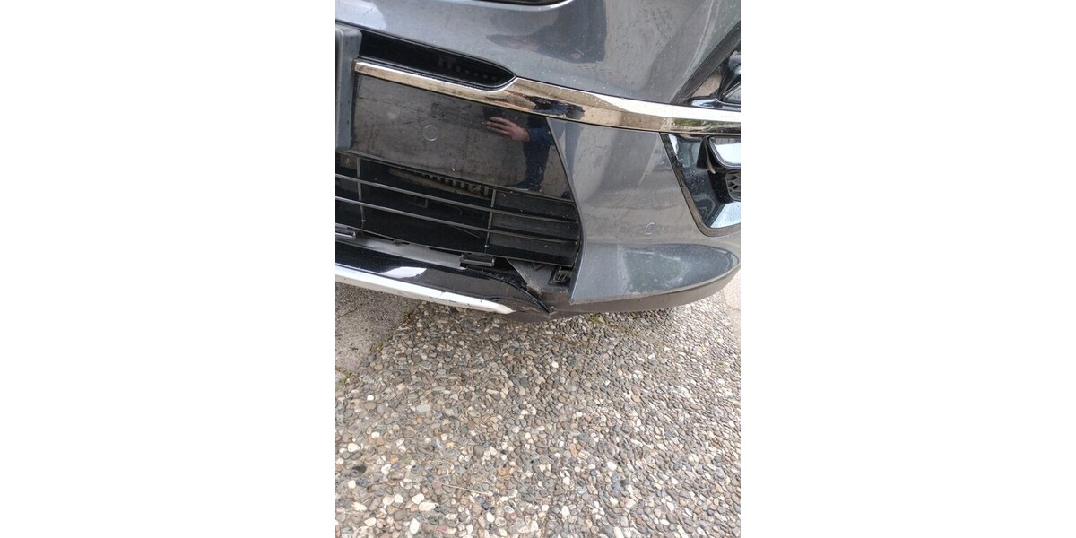 Kia Sportage 85.000 km 22.600 € Stuttgart 70173