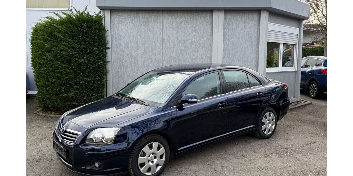 Toyota Avensis 42.770 km 8.495 € Walddorfhäslach 72141