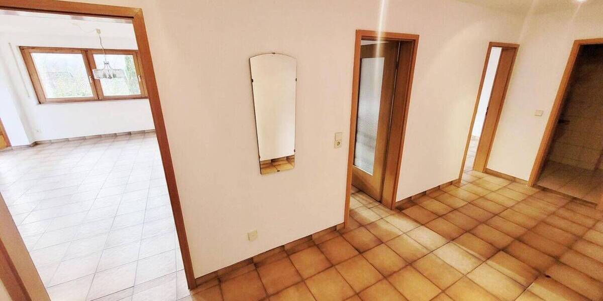 Etagenwohnung Stuttgart Rohracker - 2 Zimmer, 74 m&sup2;, 900&euro; | Angebot:23981721