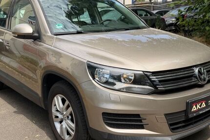 VW Tiguan 243.300 km 6.999 &euro; Ludwigsburg 71638