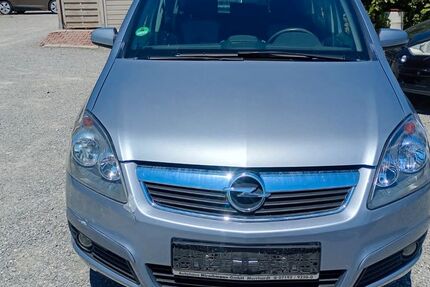 Opel Zafira 216.000 km 2.200 &euro; Waiblingen 71332