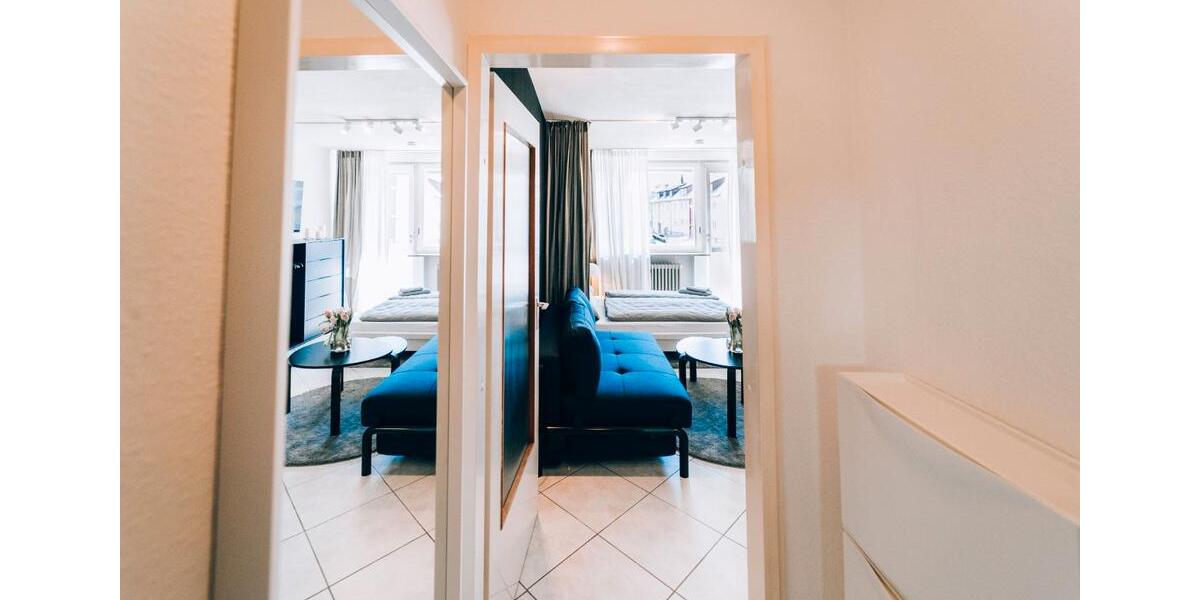 Etagenwohnung Stuttgart Luginsland - 1.5 Zimmer, 30 m&sup2;, 1.100&euro; | Angebot:26312702