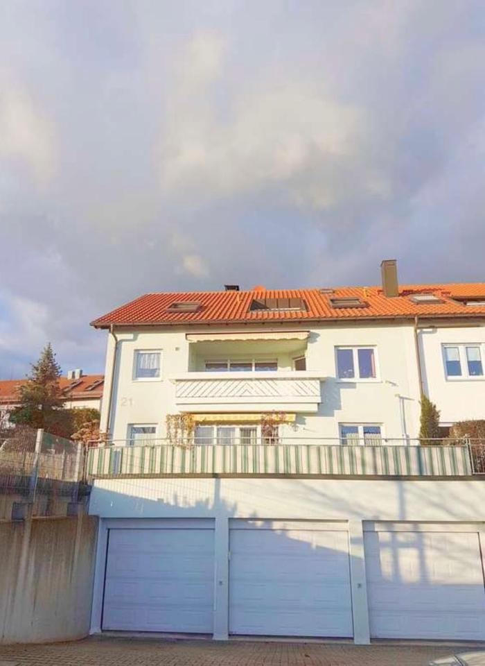 Plochingen:DG-Wohn. mit LoggiaHolz-Kamin in Aussichtslage+Garage zimmer