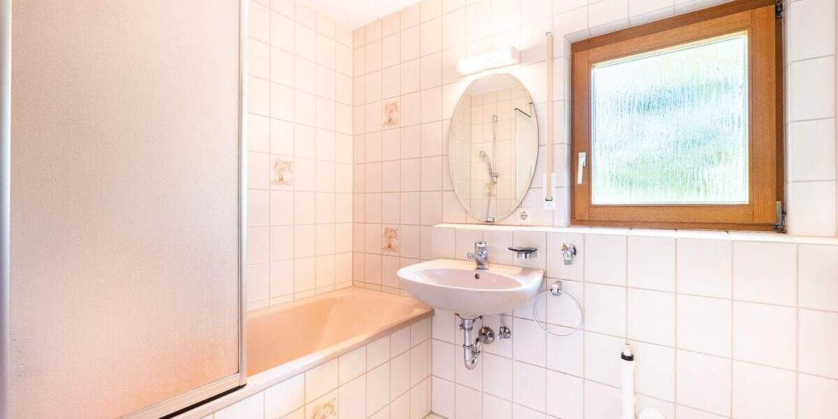 Schöne 2-Zimmerwohnung mit Balkon in Birkach 2 zimmer