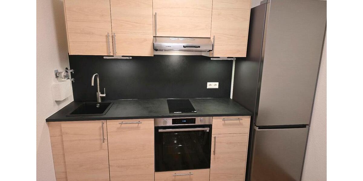 Erstbezug nach Sanierung: vollmöblierte Nichtraucherwohnung 1 zimmer