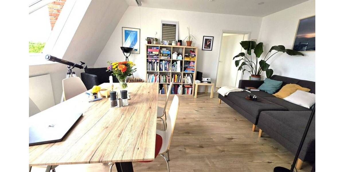 Schicke 2-12-Zi.-DG-Wohnung - Etagenwohnung Stuttgart West | Angebot:26854765