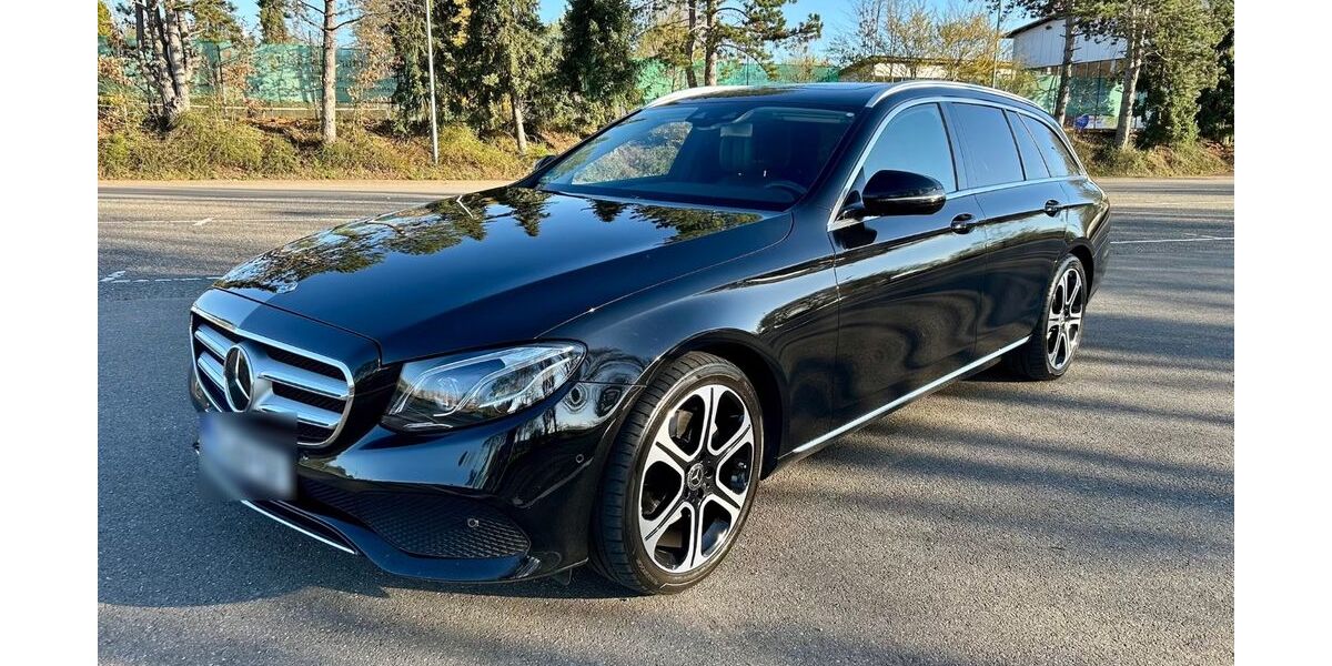 Mercedes-Benz E 250 118.000 km 26.499 &euro; Großbettlingen 72663