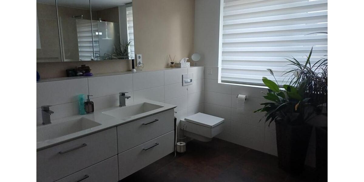 Doppelhaushälfte Gerlingen - 4 Zimmer, 110 m&sup2;, 900.000&euro; | Angebot:27245543