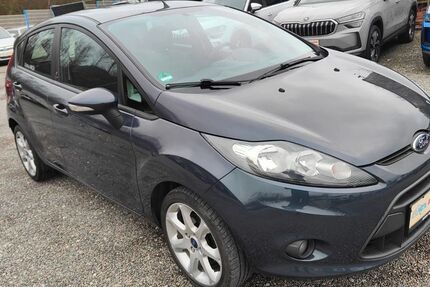 Ford Fiesta 86.000 km 6.990 € Reutlingen 72766