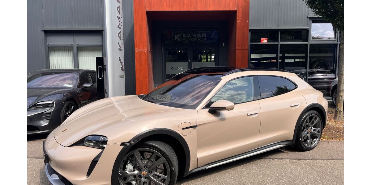 Porsche Taycan 1.800 km 99.400 € Sindelfingen 71065