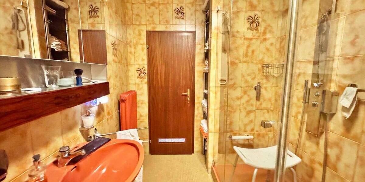 Reihenmittelhaus Stuttgart Birkach - 6 Zimmer, 161 m&sup2;, 665.000&euro; | Angebot:26476426