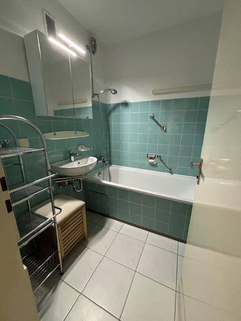 3-Zimmer-Wohnung mit Balkon und Tiefgaragenstellplatz in Möglingen