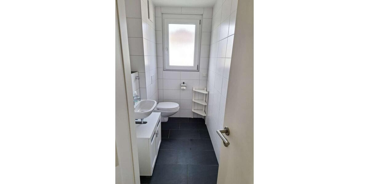 Etagenwohnung Leinfelden-Echterdingen Echterdingen - 4 Zimmer, 105 m&sup2;, 1.750&euro; | Angebot:26516359
