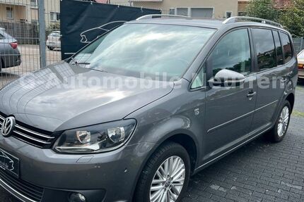 VW Touran 132.900 km 9.900 € Neuffen 72639
