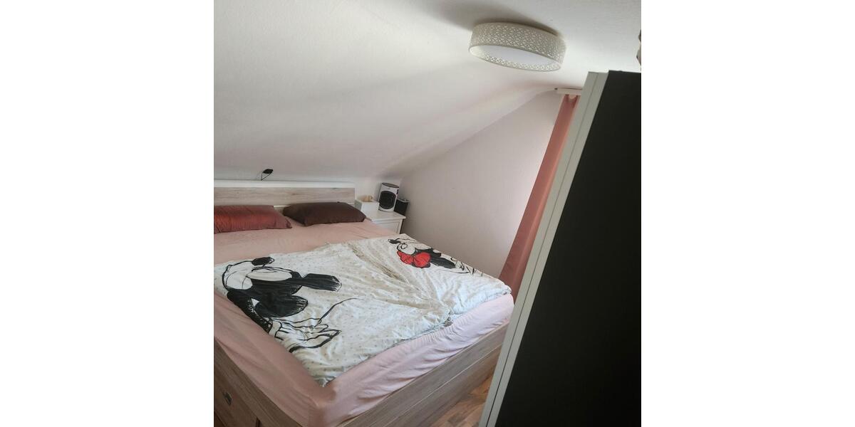 Dachgeschoßwohnung Remseck am Neckar - 2.5 Zimmer, 58 m&sup2;, 270.000&euro; | Angebot:26311472