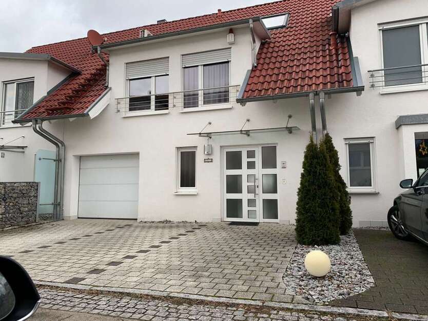 Haus zum Kaufen in Backnang 749.000 € 220 m²