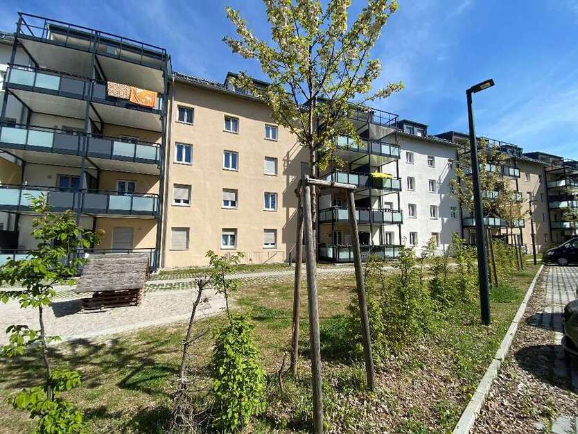 Wohnung zum Mieten in Stuttgart 975 € 78 m²