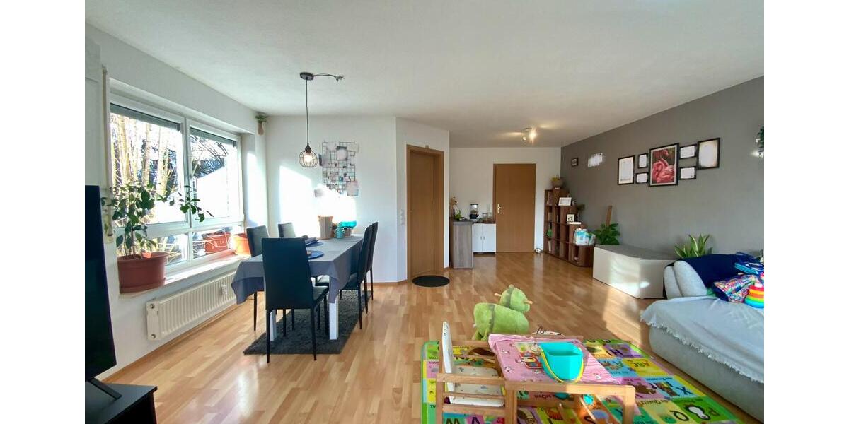 Lichtdurchflutete 3-Zimmerwohnung mit EBK und Süd-West Balkon in Freiberg am Neckar 3 zimmer