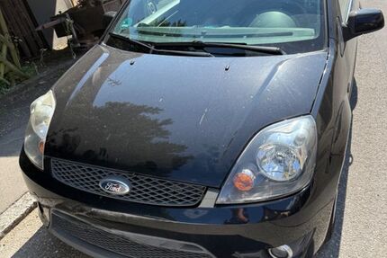 Ford Fiesta 210.000 km 700 &euro; Winnenden 71364