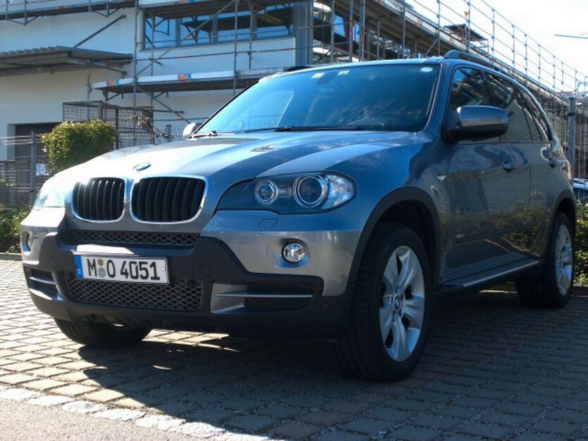 BMW X5 222.980 km 5.000 € Stuttgart 70195