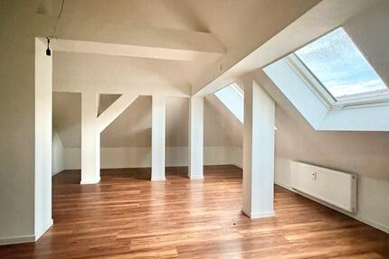 Wohnung Esslingen am Neckar Brühl - 4.5 Zimmer, 113 m&sup2;, 1.800&euro; | Angebot:26320977