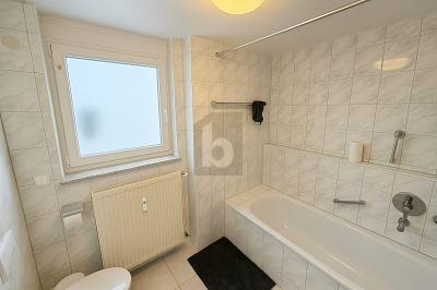 PERFEKTER SCHNITT IN EINEM SEHR GEPFLEGTEN HAUS - Etagenwohnung Markgröningen | Angebot:26566266