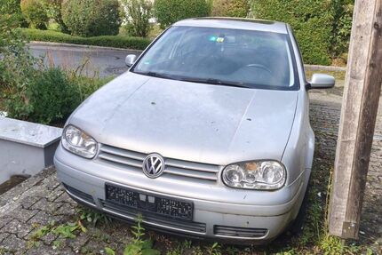 VW Golf 275.000 km 950 &euro; Pliezhausen 72124