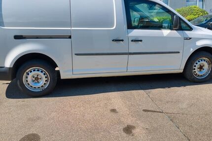 VW Caddy Maxi 171.600 km 8.990 &euro; Schorndorf 73614