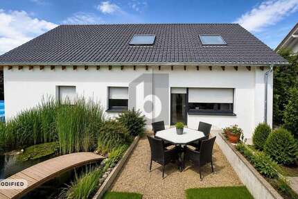 Haus Nürtingen - 12 Zimmer, 285 m&sup2;, 985.000&euro; | Angebot:27319058