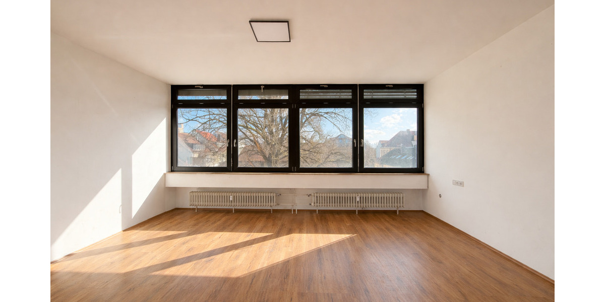 Etagenwohnung Sindelfingen Mitte - 2 Zimmer, 88 m&sup2;, 250.000&euro; | Angebot:26155431